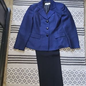 Back to the Office SALE! Women's Pantsuit